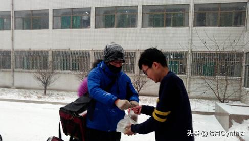 在校大学生适合的兼职（大学生在校可做的兼职）